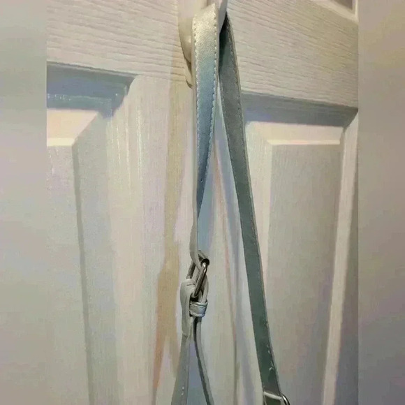 Badgley Mischka camera bag NWT - Picture 7 of 12